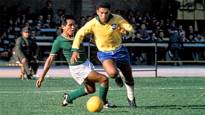 nhung-so-7-huyen-thoai-cua-bong-da-the-gioi-garrincha