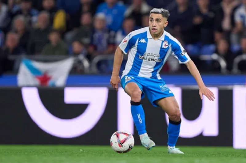 chelsea-buong-yeremay-hernandez-sau-khi-gia-han-hop-dong-voi-deportivo