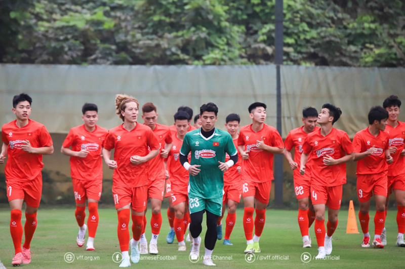 u23-viet-nam-bat-dau-chien-dich-bao-ve-ngoi-vuong-hlv-kim-lan-dau-cam-trich